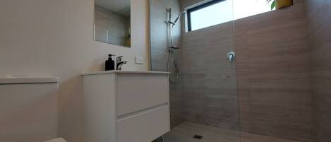 Hair dryer, towels