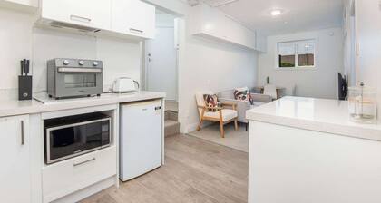 Roslyn Self Contained Suite