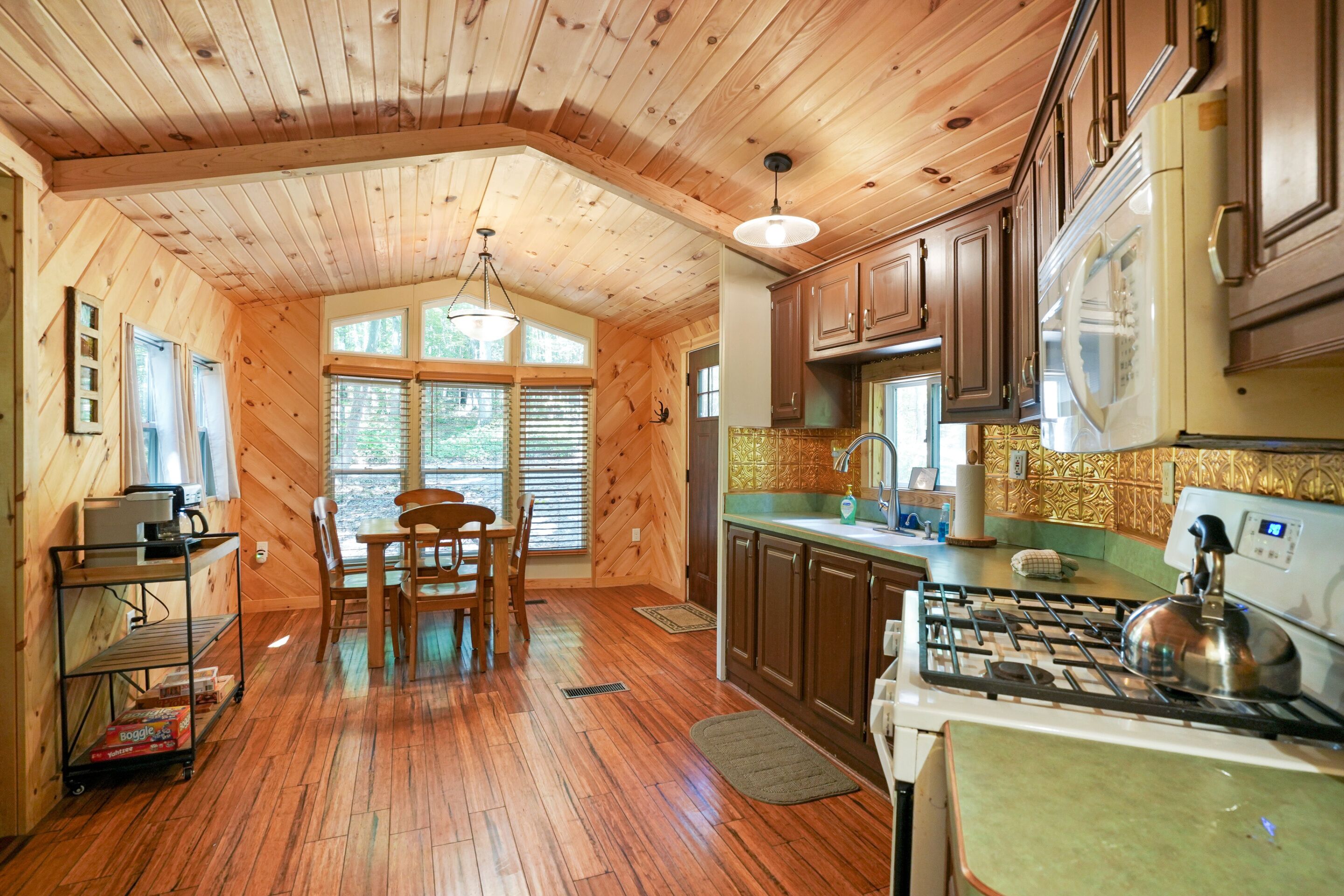 雪櫃、微波爐、焗爐、咖啡機/沖茶器