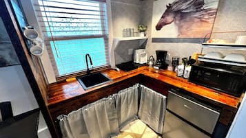 The Barn | Private kitchenette