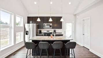 Fridge, microwave, oven, dishwasher