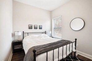 2 間睡房、書桌、熨斗/熨衫板、Wi-Fi (收費)