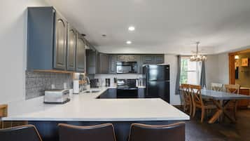 Coffee/tea maker, microwave, oven, dishwasher