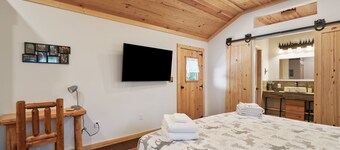 Ridge Point Cabin | Hocking Hills, Secluded