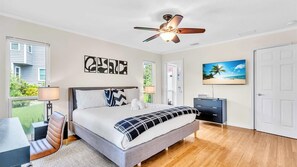 5 bedrooms, desk, iron/ironing board, travel cot