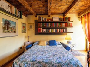 1 quarto, acesso à internet
