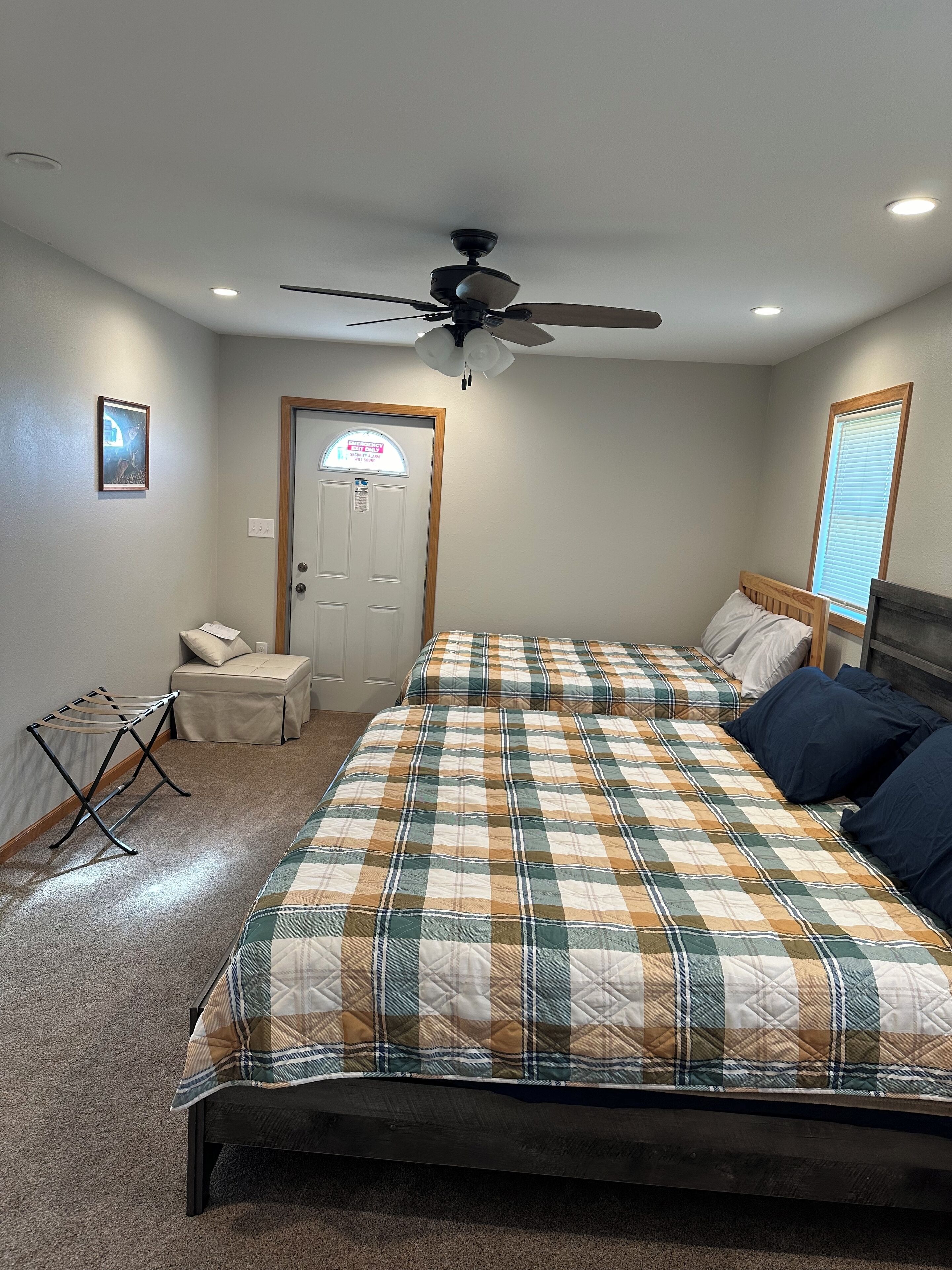 3 bedrooms, WiFi, bed sheets