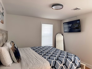 4 bedrooms, iron/ironing board, travel cot, free WiFi