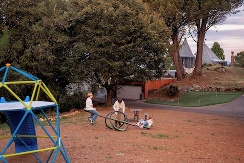 Marin Castle: Private Resort w Top of World Views, Hot Tub & Mini Golf, 30 Acres