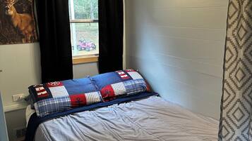 2 bedrooms, free WiFi, bed sheets