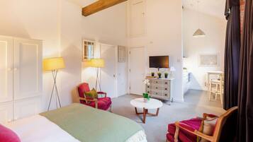 House | Iron/ironing board, free WiFi