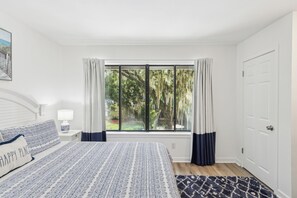 2 多间卧室、熨斗/熨衣板、免费 WiFi、床单