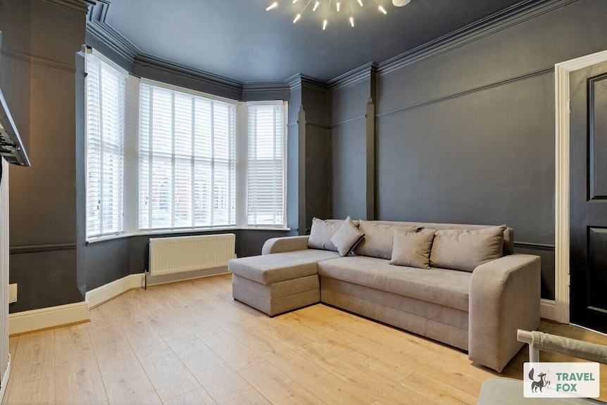 Central 4 Bedroom House With Street Parking - Nottingham