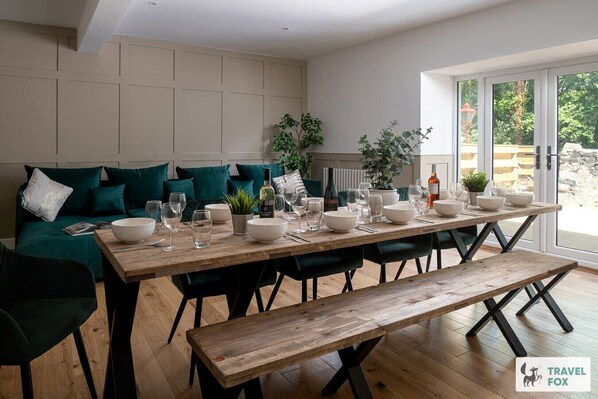 تناول الطعام