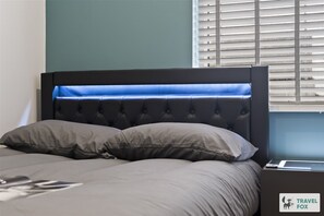 WiFi, bed sheets