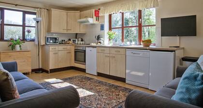 Charlie's Cottage - Alton Towers
