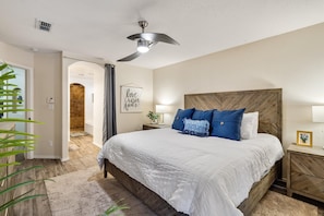 5 bedrooms, iron/ironing board, WiFi, bed sheets