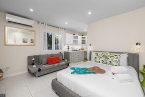 Bügeleisen/Bügelbrett, WLAN, Bettwäsche