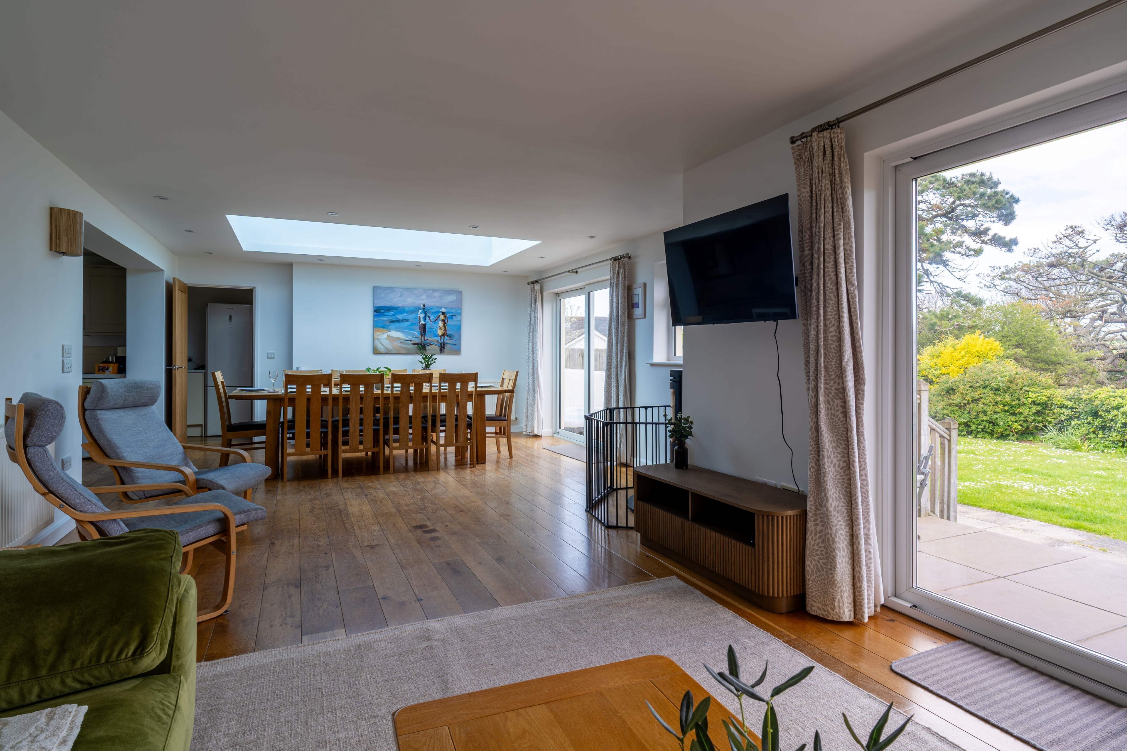 Pebbles Rest  -  A Bungalow  That Sleeps 11 Guests  In 5 Bedrooms - Croyde