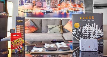 Spacious 4BR / Arcade & Games / LuxCafe / 2 King Beds / 30min to NYC