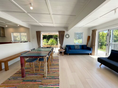 Oneroa Village Oasis - Central Near Beaches