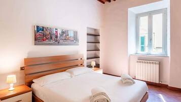 1 chambre, fer et planche Ă repasser, Wi-Fi gratuit, draps fournis