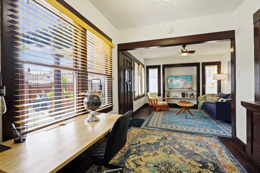 Nice 2-bedroom House With Ac In Long Beach - Long Beach, CA