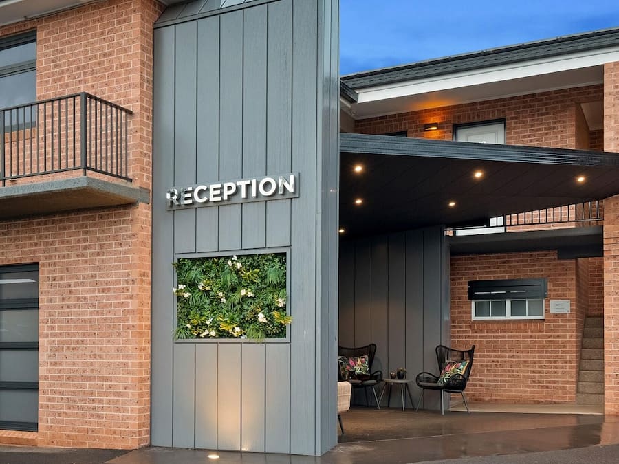 Mặt tiền nơi lưu trú