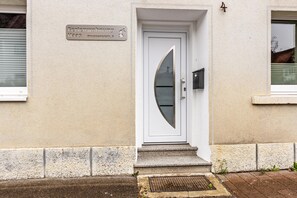 Exterior detail - Apartment 'Ferienwohnung Haas' with Private Terrace and Wi-Fi (Bräunlingen)