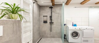 Apartment 'Ferienwohnung Haas' with Private Terrace and Wi-Fi