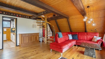 TV, table tennis, stereo