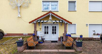 Einzimmerapartment 'Gudrun' mit Privatterrasse, Gemeinschaftsgarten und Wi-Fi