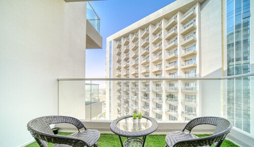 Viridis Living | Chic and Spacious 1BR