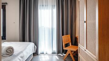 1 slaapkamer, een strijkplank/strijkijzer, gratis wifi, beddengoed