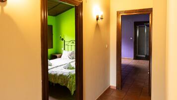3 chambres, fer et planche Ă repasser, Wi-Fi gratuit, draps fournis