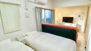 1 bedroom, desk, iron/ironing board, free WiFi