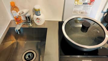 Fridge, microwave, cookware/dishes/utensils