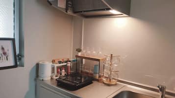 Fridge, microwave, cookware/dishes/utensils