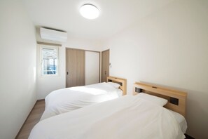 3 Schlafzimmer, Schreibtisch, kostenloses WLAN, Bettwäsche