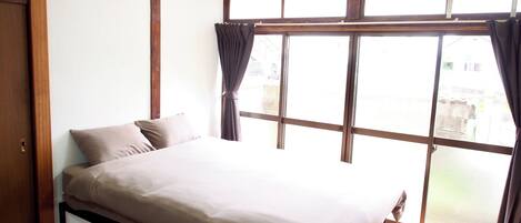 3 Schlafzimmer, Schreibtisch, kostenloses WLAN, Bettwäsche