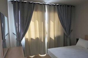 2 bedrooms, WiFi, bed sheets