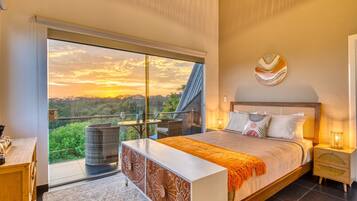 7 chambres, bureau, fer et planche à repasser, lit parapluie