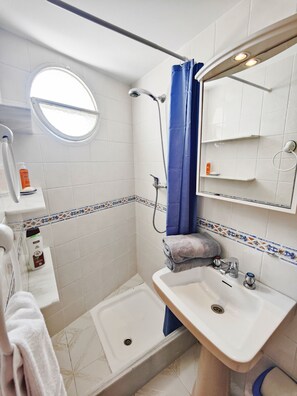 Shower, towels - AP411 VERDEMAR BEACH PARADISE (Nerja)