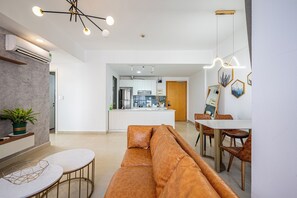 Individually decorated, individually furnished, desk, laptop workspace - M Apartment in Masteri Thao Dien (Ho Chi Minh City)