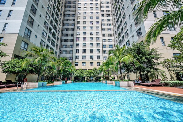 Outdoor pool - M Apartment in Masteri Thao Dien (Ho Chi Minh City)