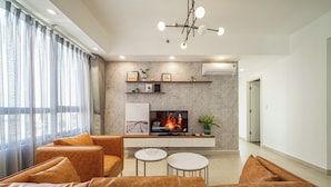 Standard-Apartment, Balkon, Stadtblick | Wohnzimmer