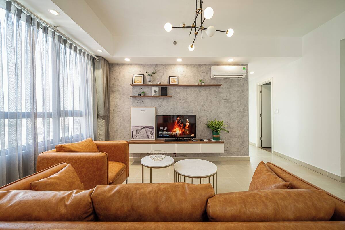 Standard Apartment, Balcony, City View | Living room