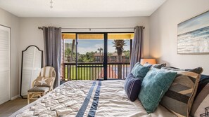 2 bedrooms, desk, iron/ironing board, free WiFi - Charming 2-bedroom townhome with AC, WiFi in gorgeous Panama City Beach (Panama City Beach)