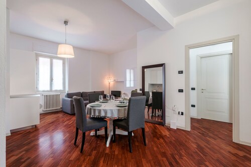 Menotti Apartment