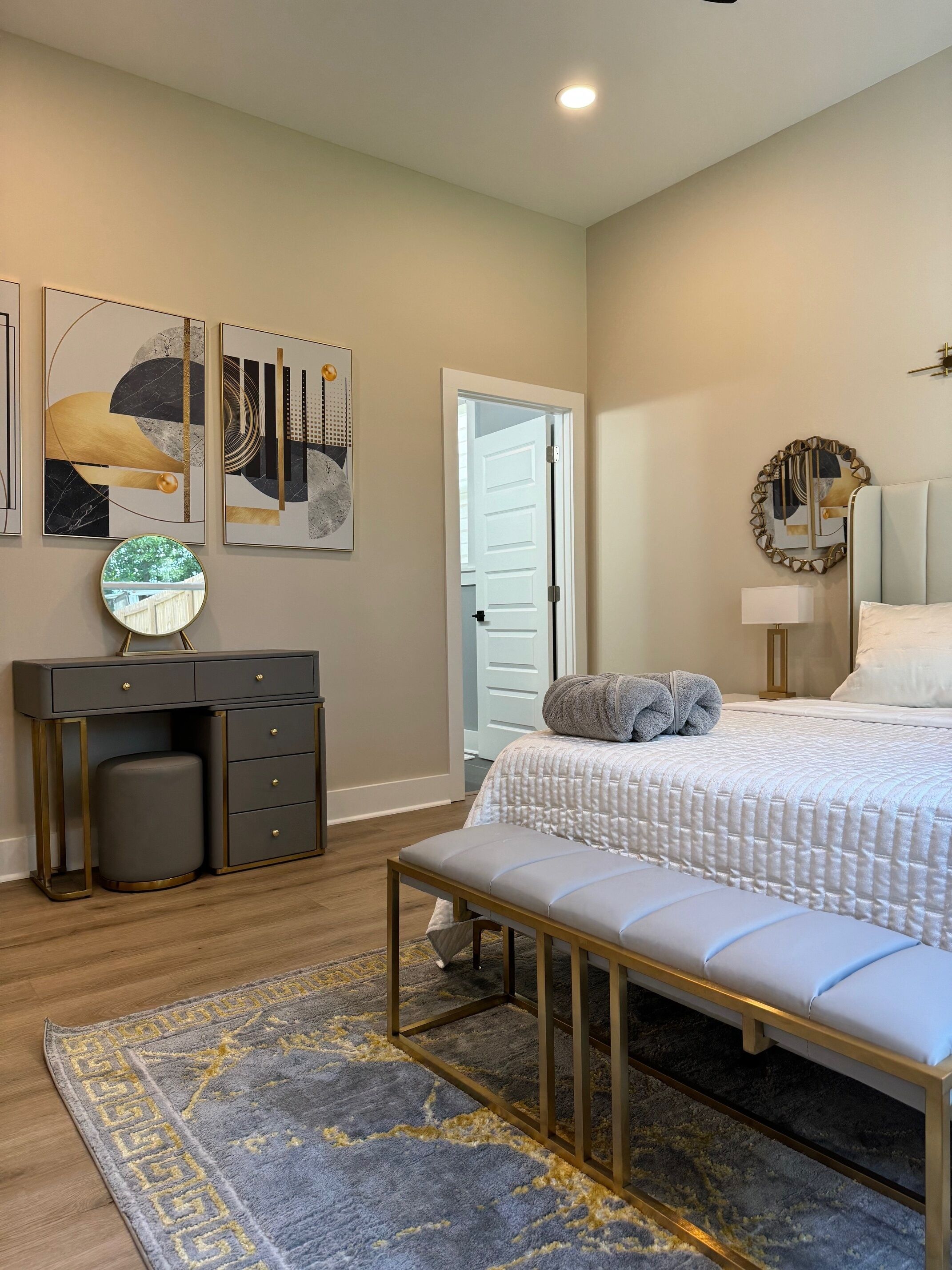 4 chambres, bureau, fer et planche à repasser, Wi-Fi gratuit